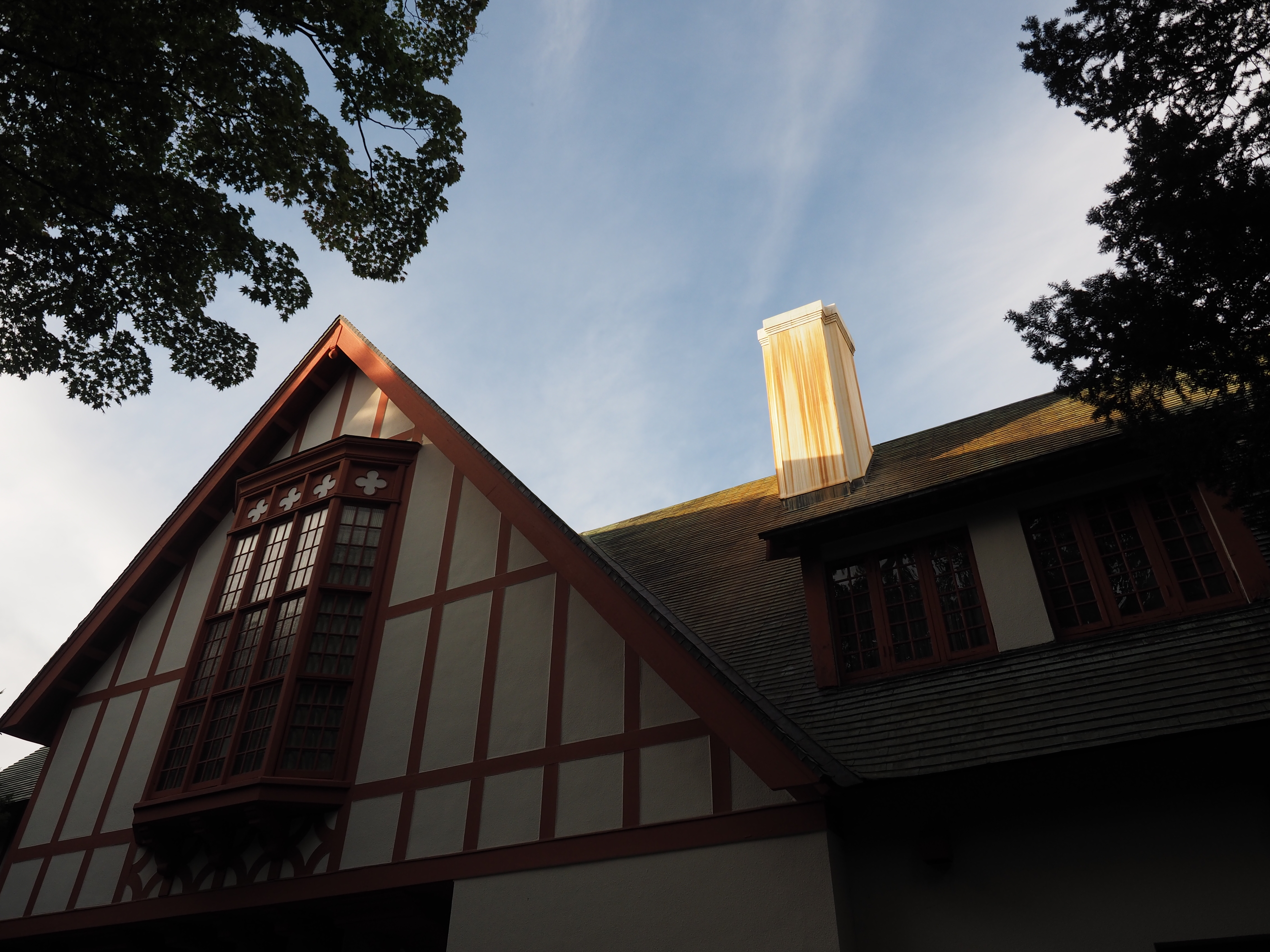 色相：0　彩度：0