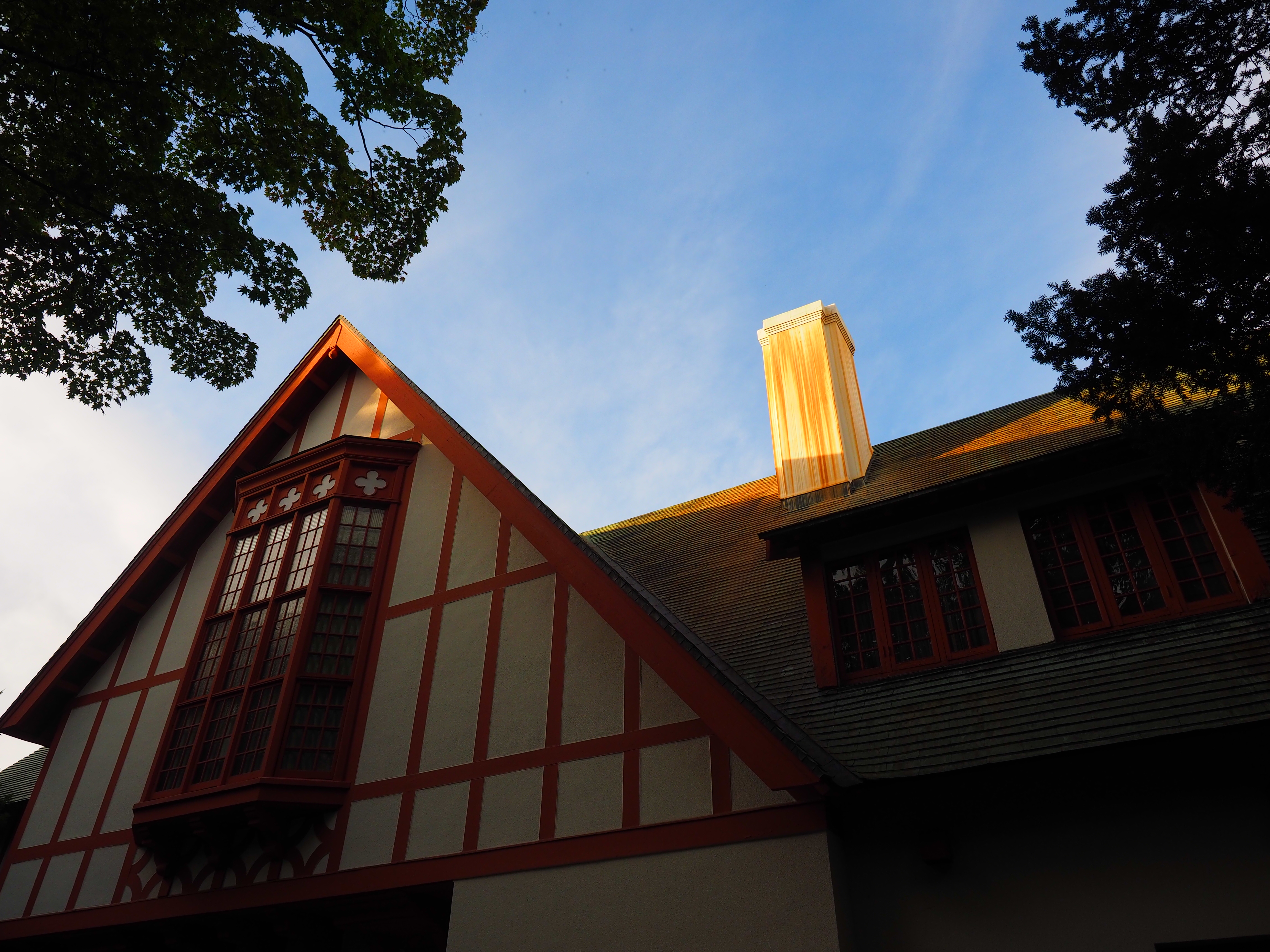 色相：0　彩度：＋3