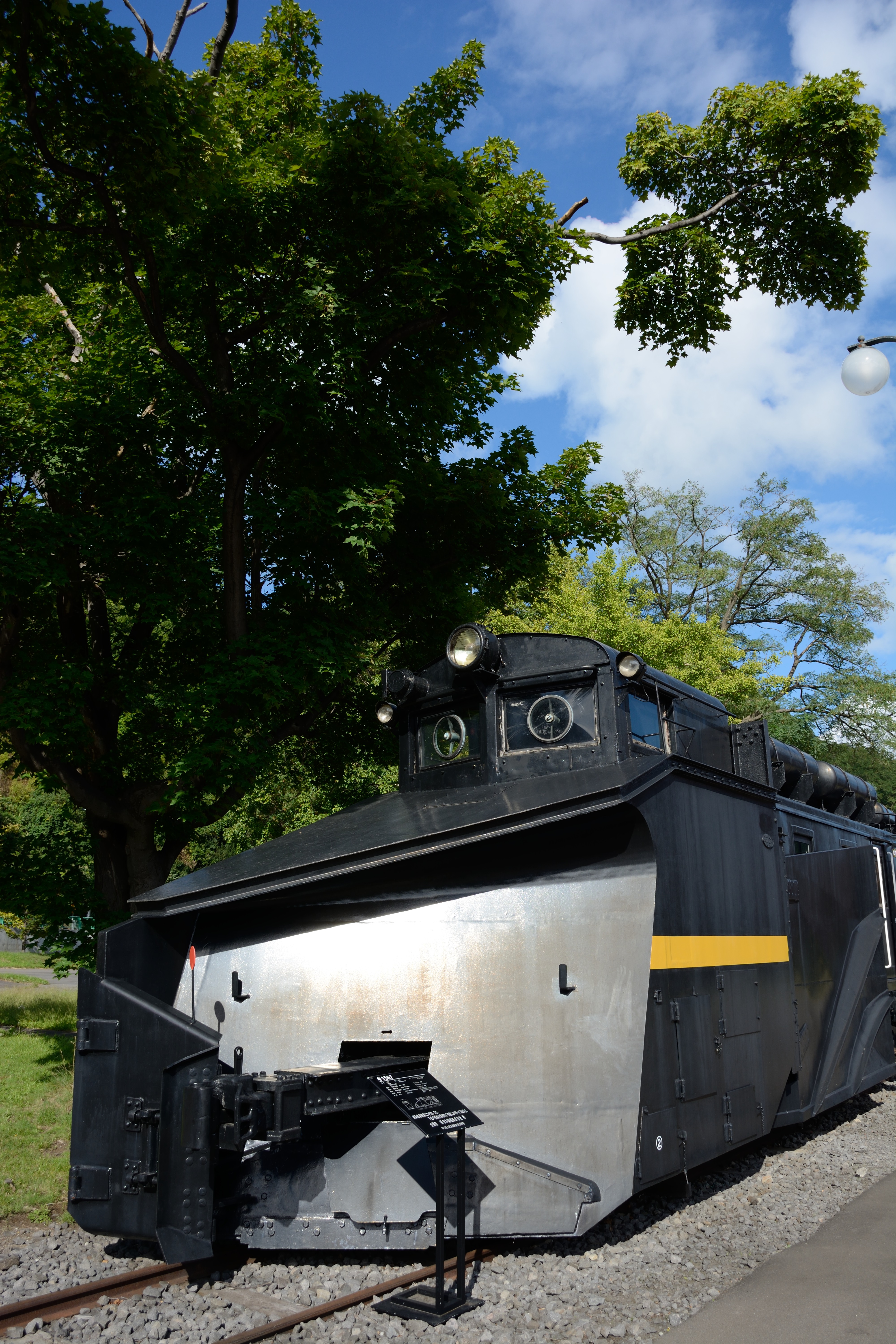 D7100 / 1/400秒 / F5.6 / +0.3EV / ISO100 / 絞り優先AE / WB：オート / 18mm