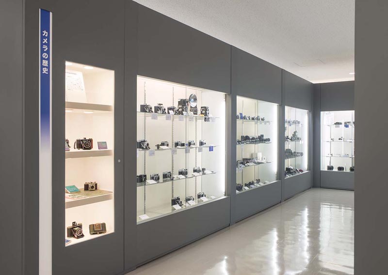 オリンパス技術歴史館「瑞古洞」カメラの歴史展示コーナー