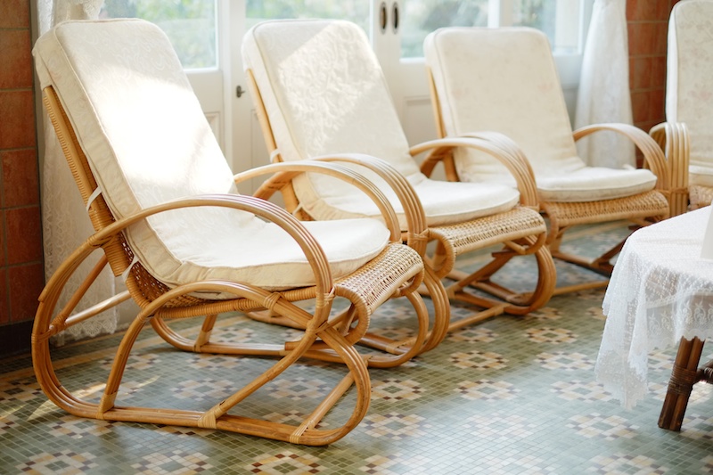 撮影：るーchanさん「今回撮影した鳩山会館は、外観だけでなく館内も撮影ＯＫでしたので、ステキなステンドグラスやアンティークな雰囲気のインテリアなどが撮影でき、とても楽しかったです。X-E1ならではの設定を最初にミゾタユキ先生に教えていただき、効率よく面白い写真を撮ることができました」