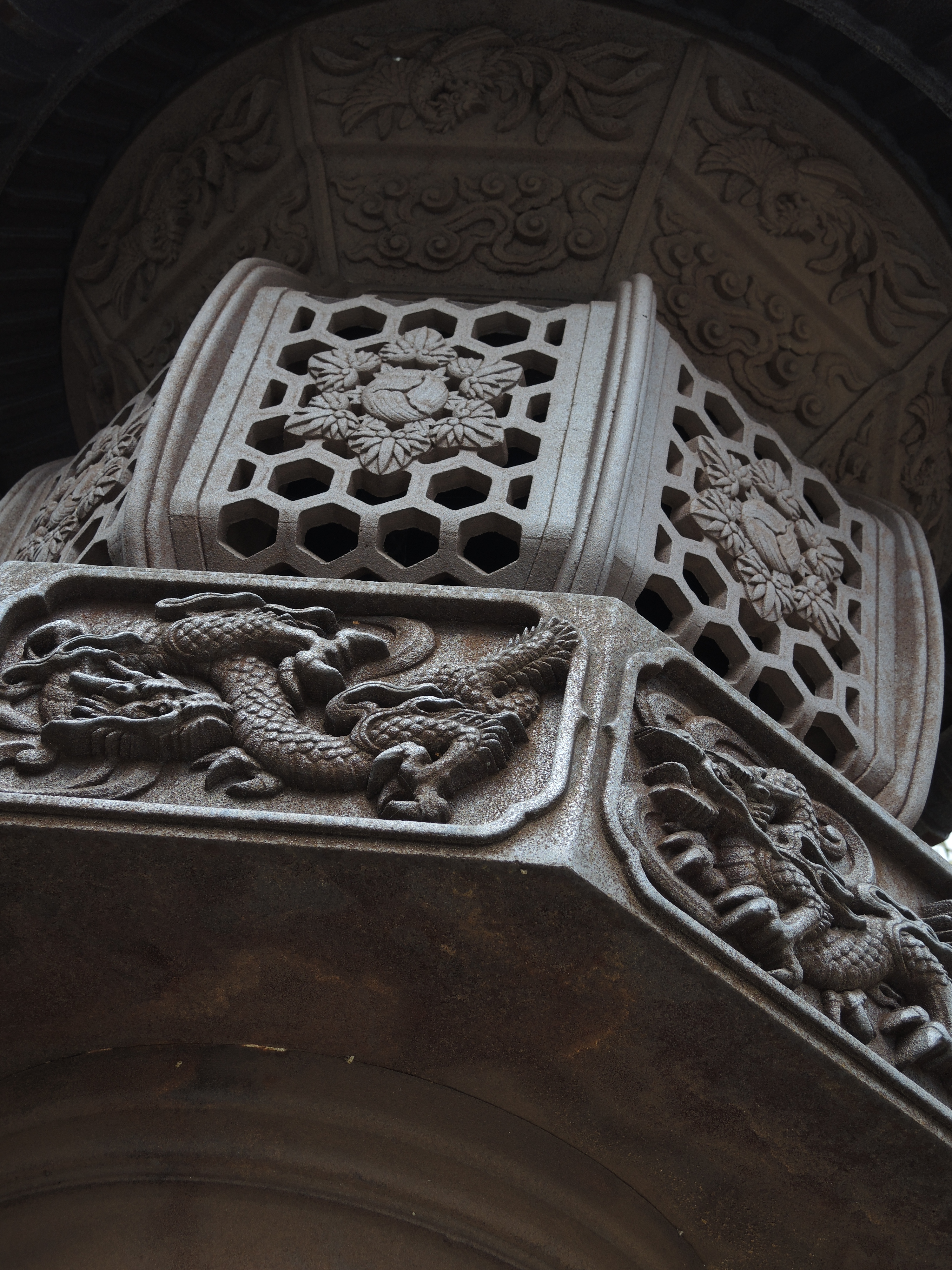 COOLPIX P7800 / 3,000×4,000 / ISO80 / F2.8 / 1/160秒 / 11mm（50mm相当）