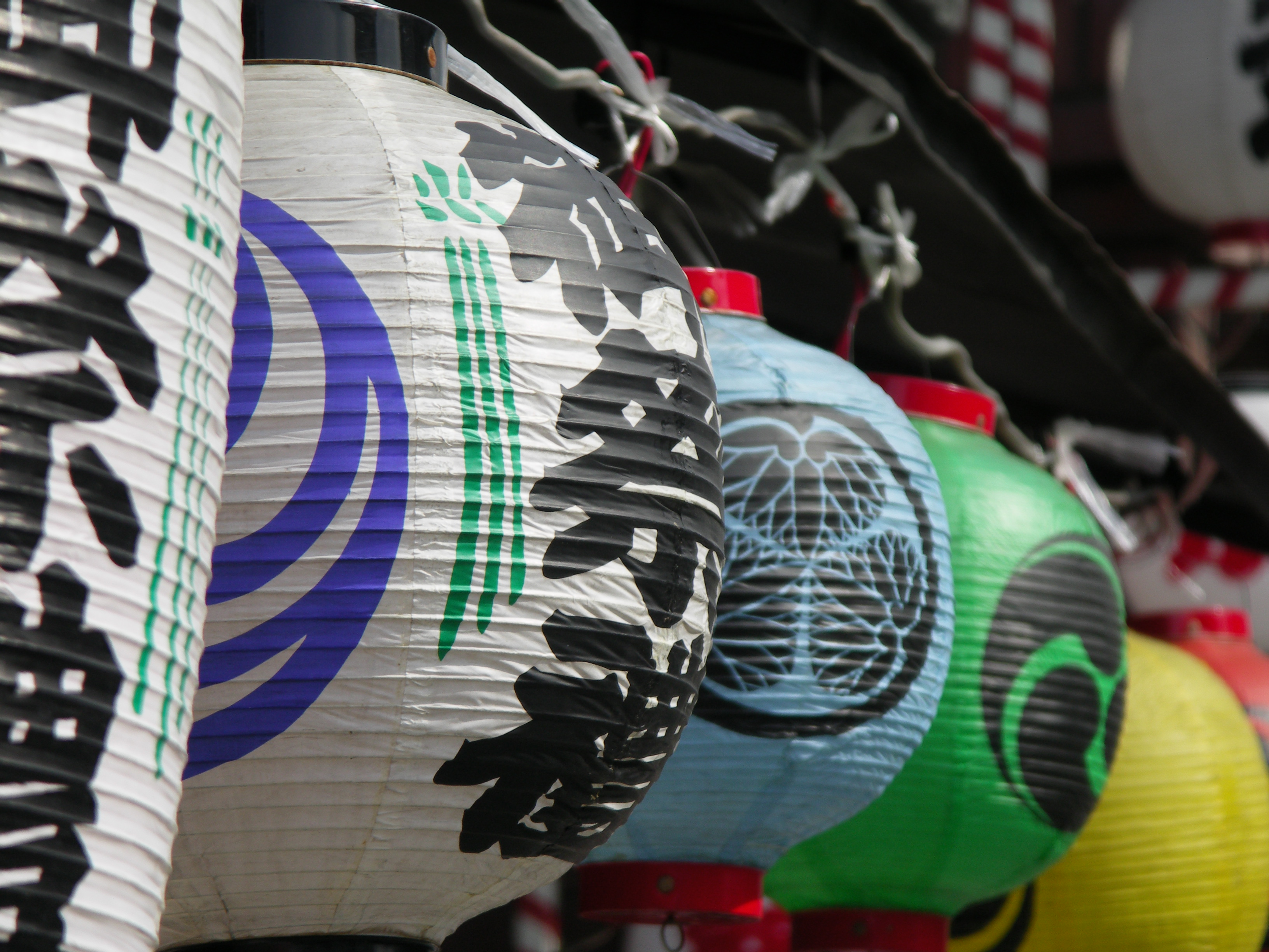 DiMAGE A200 / 3,264×2,448 / ISO50 / F3.5 / 1/800秒 / 50.8mm（200mm相当）