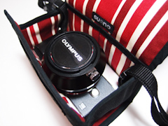 OLYMPUS PEN E-P5」用の帆布製ケース - デジカメ Watch Watch