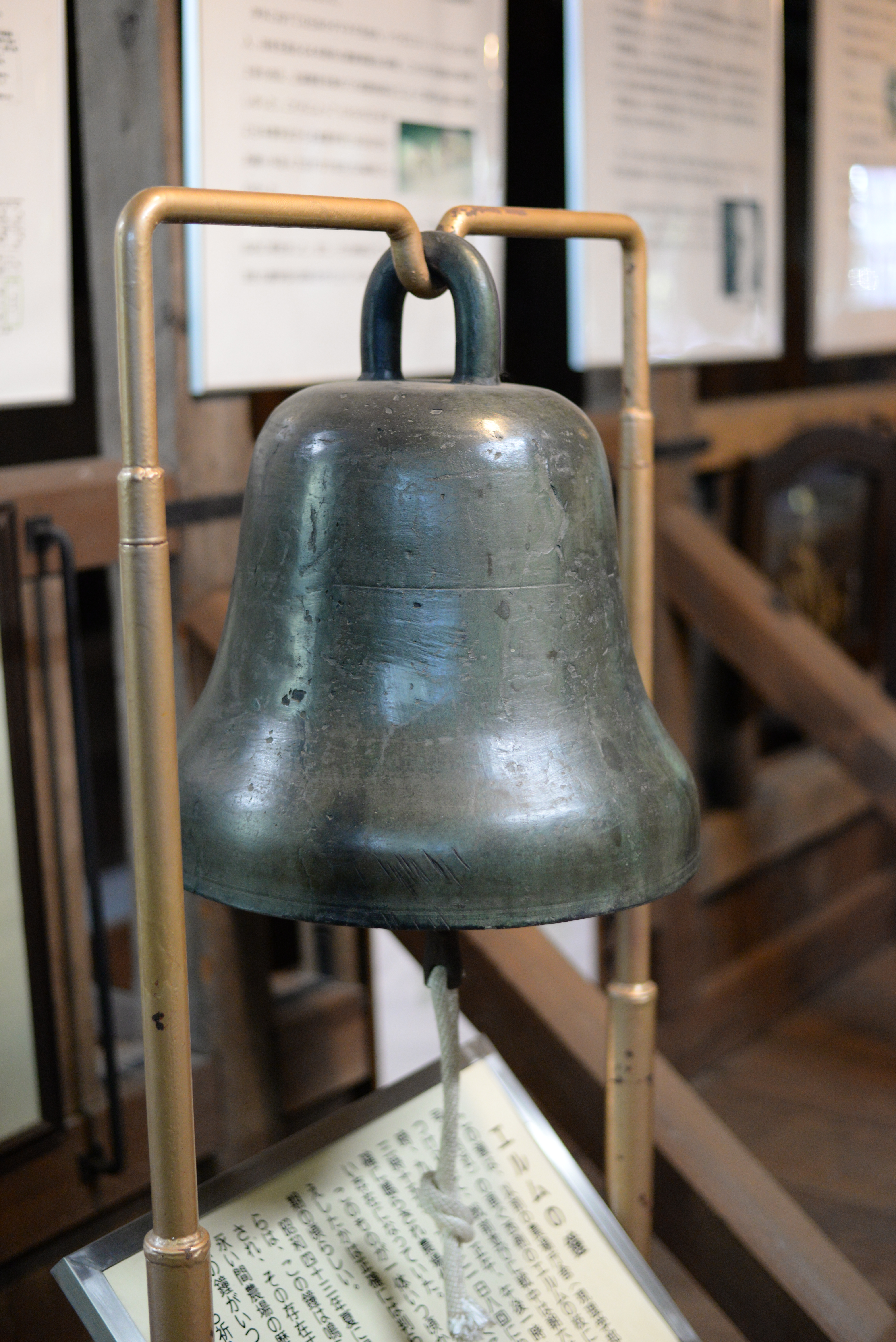 感度自動制御をオンにして撮ったカット。ISO2800まで上がっているが、ノイズ感はあまりない。このへんはフルサイズならではだ。/ D610 / AF-S NIKKOR 50mm F1.8 G / 4,016×6,016 / ISO2800 / F2.2 / 1/100秒 / 50mm