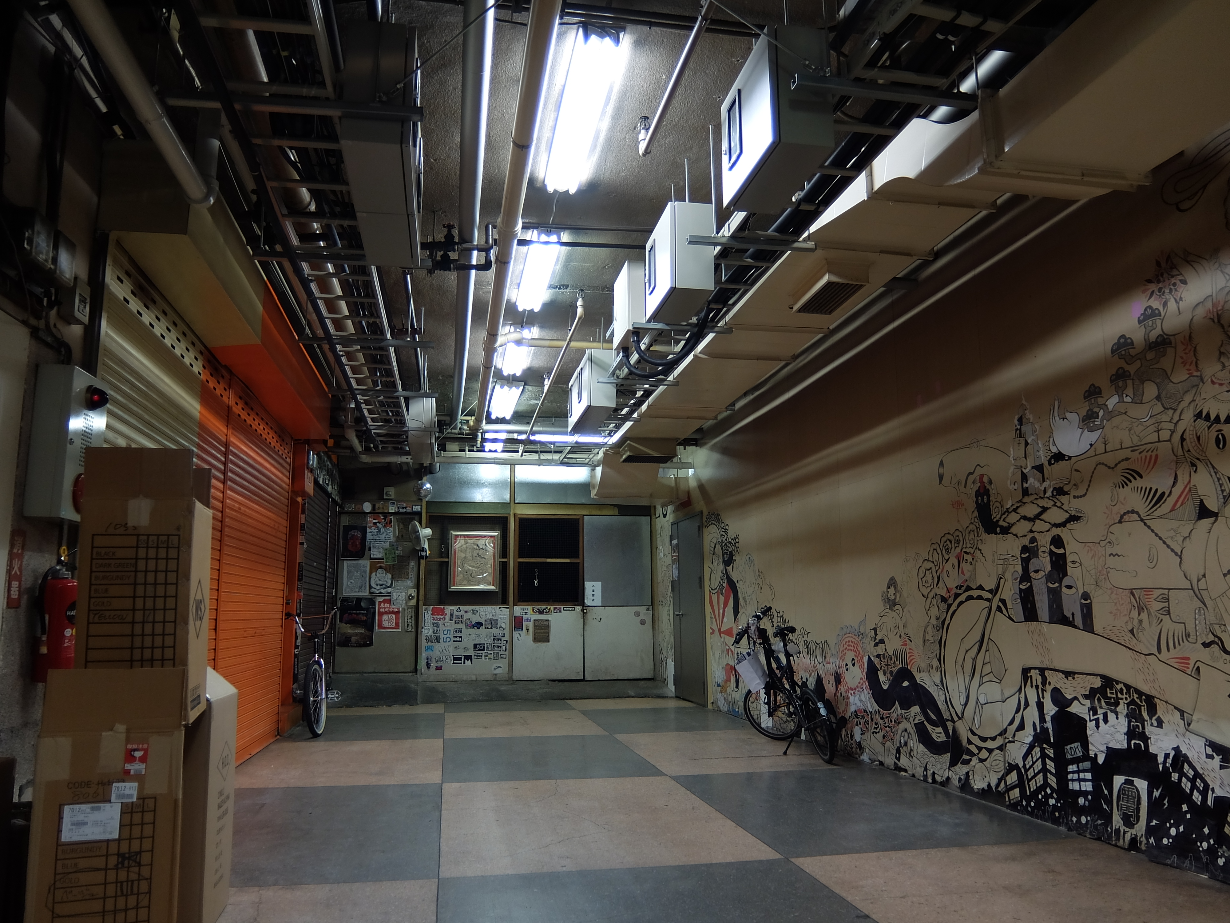 XQ1 / 4,000×3,000 / 1/60秒 / F1.8 / -0.67EV / ISO160 / WB:オート / 6.4mm