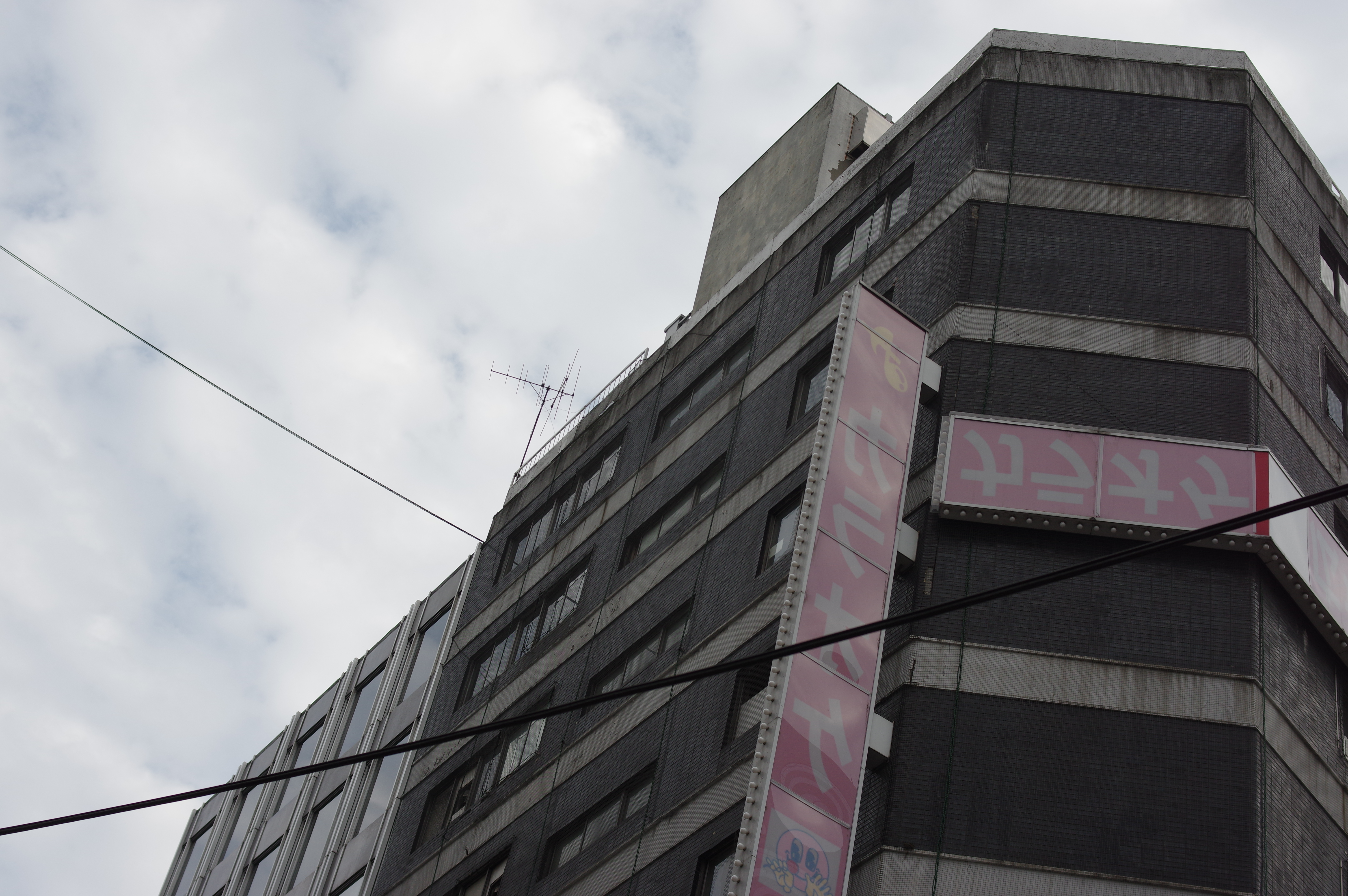 HD DA 40mm F2.8 Limited / 1/800秒 / F5.6 / -0.3EV / ISO320 / 絞り優先AE / WB：オート / 40mm