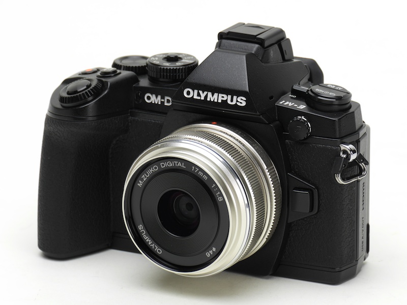 マイクロフォーサーズ用レンズとの組み合わせ例。レンズはM.ZUIKO DIGITAL 17mm F1.8