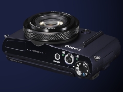 カシオ、1/1.7型センサーとF1.8レンズ搭載の「EXILIM EX-10
