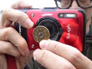 切り貼りデジカメ実験室：OLYMPUS STYLUS TG-2で「5円玉レンズ」に挑戦