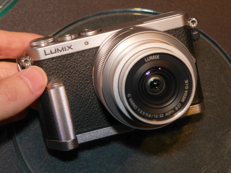 ハンドグリップの装着イメージ