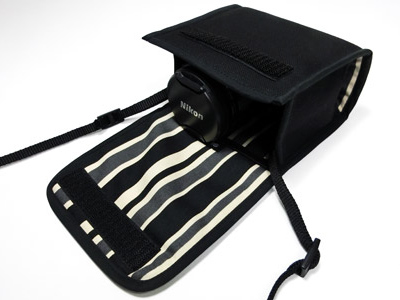 ブラック・カーボンストライプ