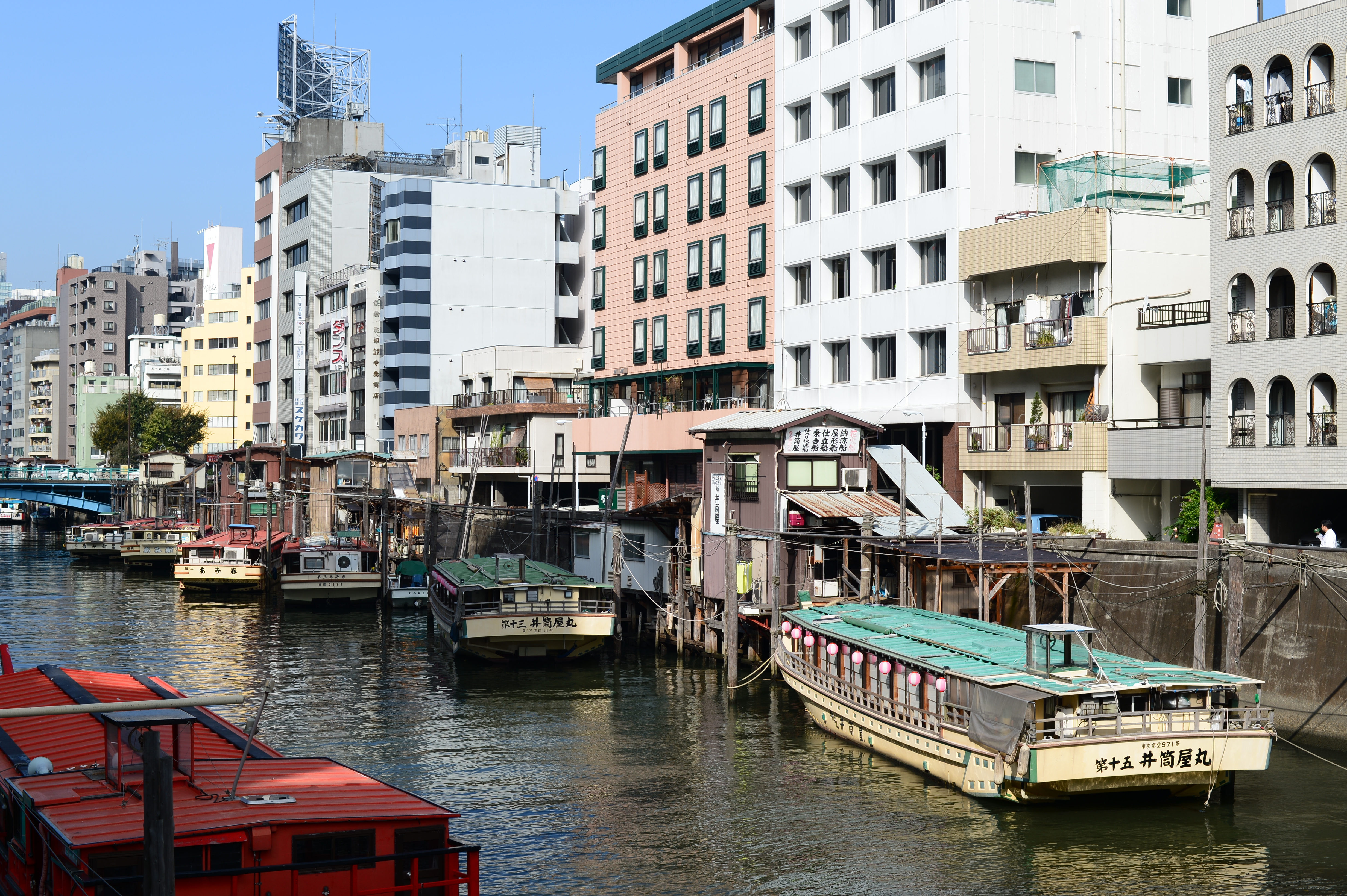 Df / AF-S NIKKOR 50mm F1.8 G / ISO100 / F8 / 1/320秒