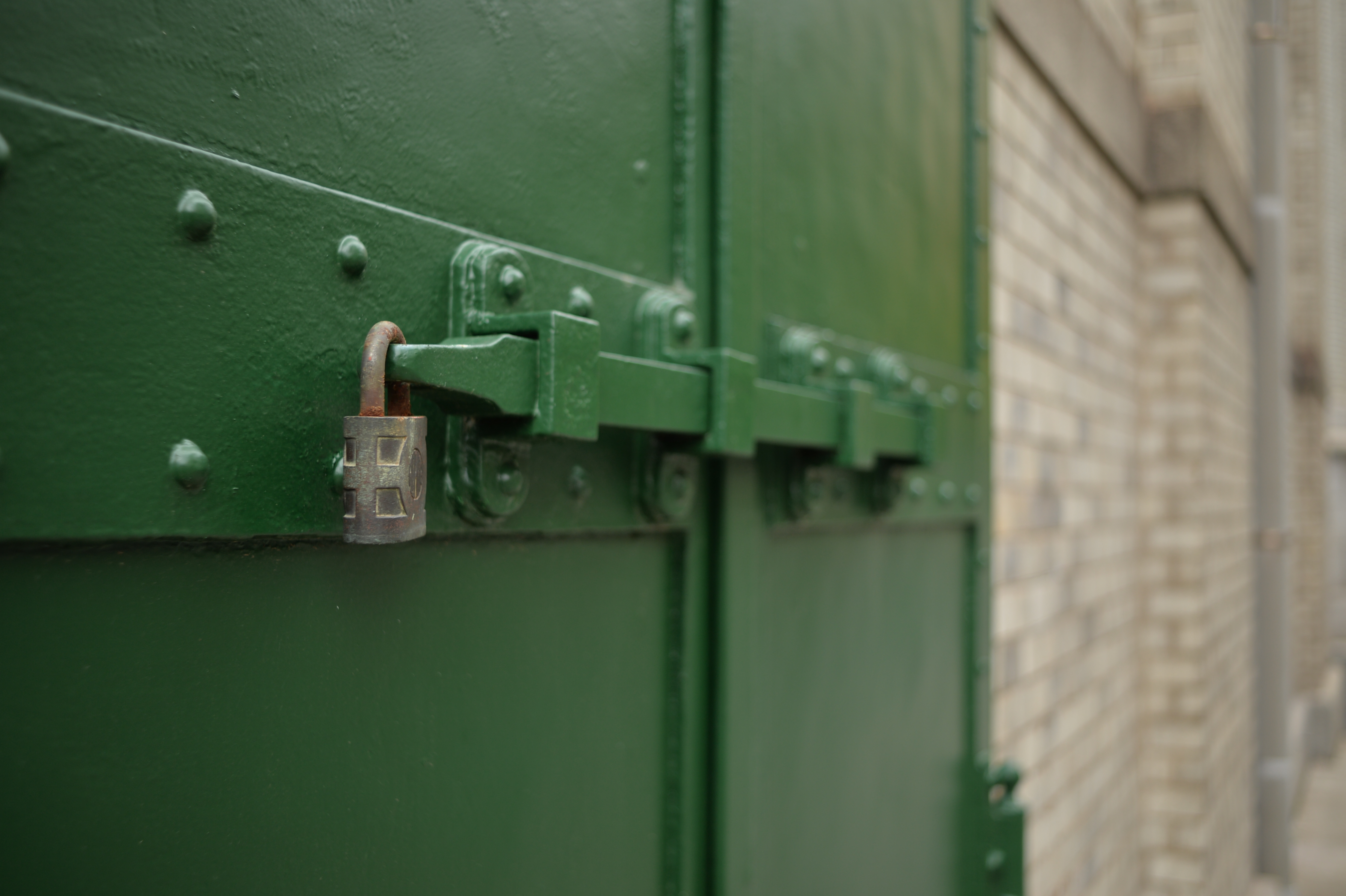 Df / Ai NIKKOR 35mm F2.8 / ISO200 / F2.8 / 1/100秒