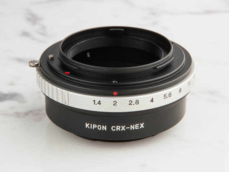 KIPONのコンタレックス用マウントアダプターは、焦点工房にて1万3,500円だ