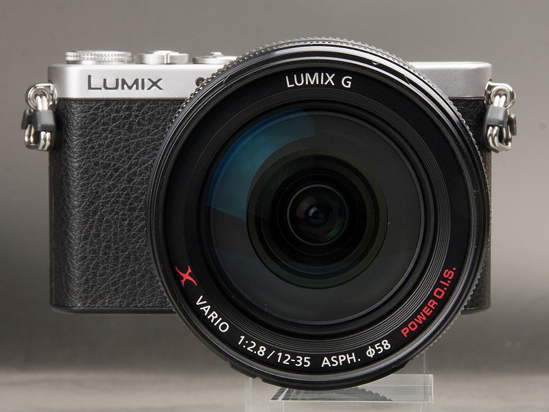 大口径ズームレンズのLUMIX G X VARIO 12-35mm F2.8 ASPH. POWER O.I.S