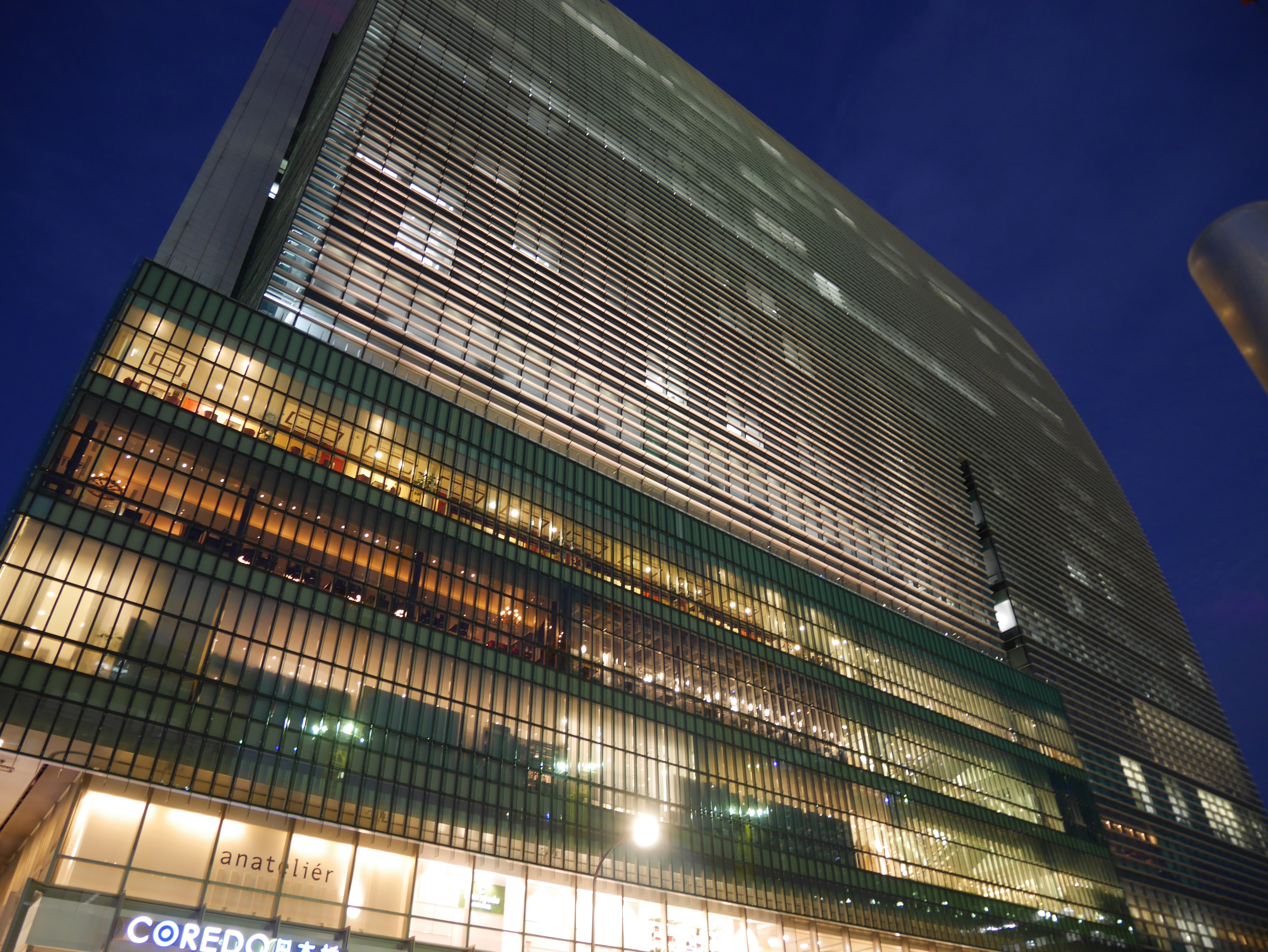 DMC-GM1 / LUMIX G VARIO 12-32mm F3.5-5.6 ASPH. MEGA O.I.S / 4,592×3,448 / ISO400 / F3.5 / 1/3秒 / 12mm（24mm相当）