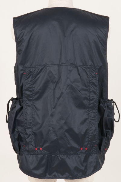 写真はレッド。