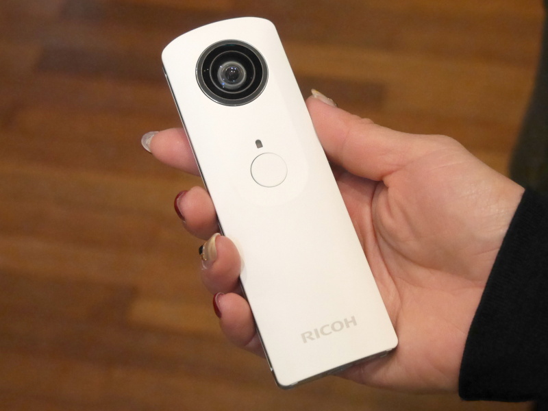 RICOH THETA