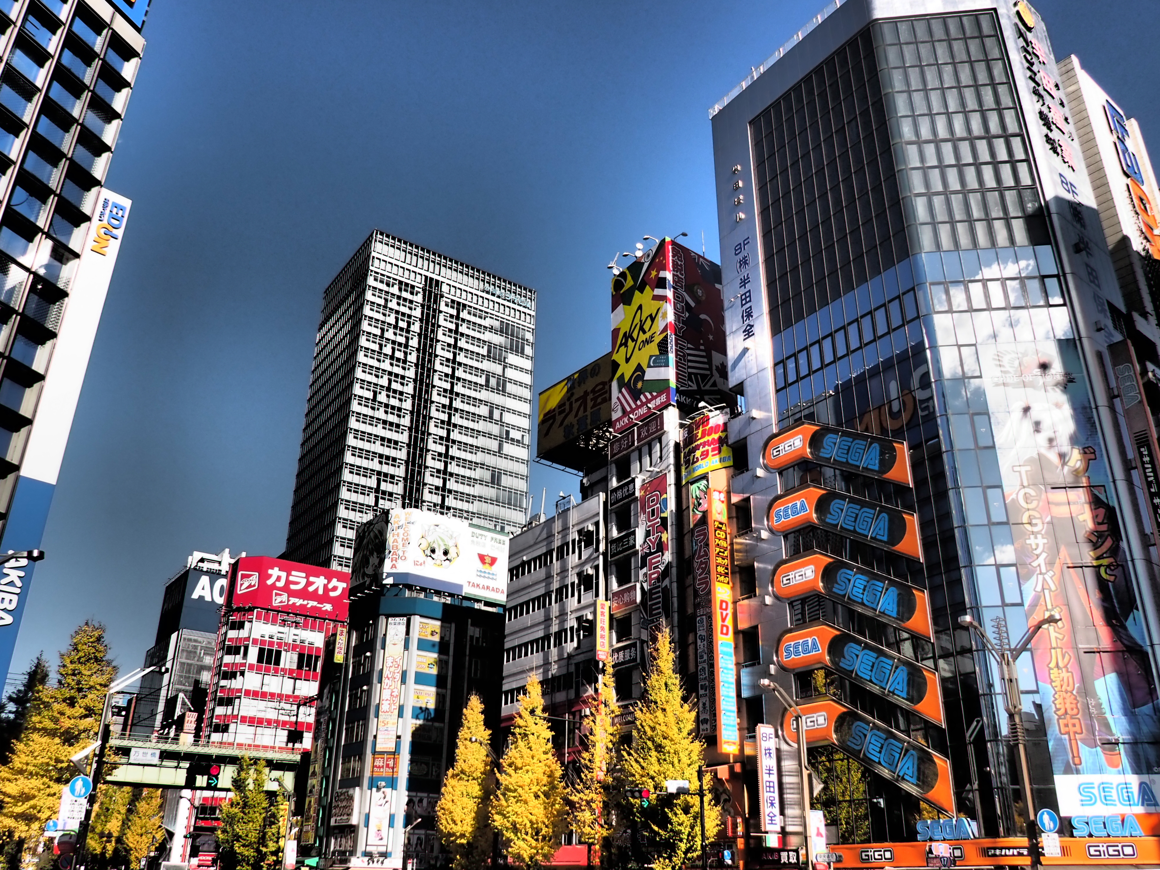 ドラマチックトーン