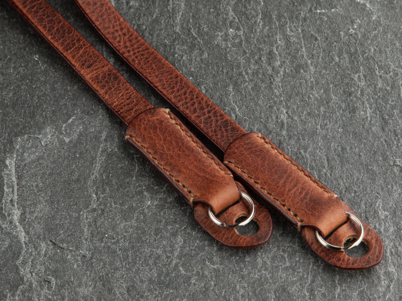 先端部のデザインも凝った作りになっている。二重リング式で様々なボディに装着可能だ