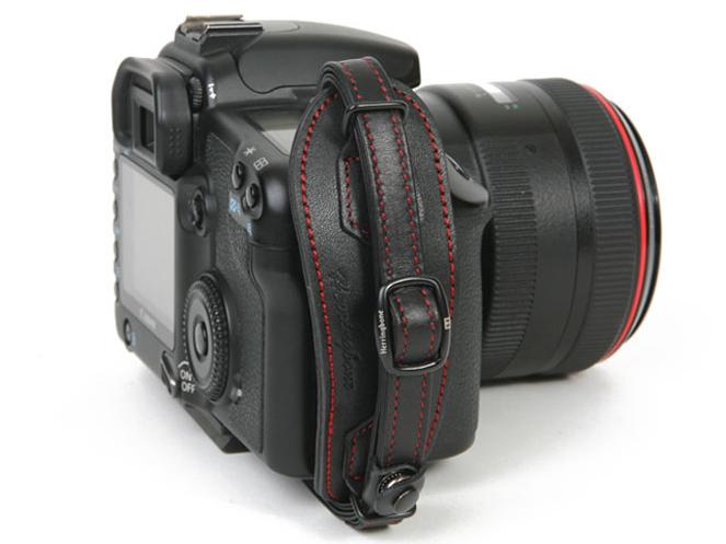 ブラック-レッドステッチ