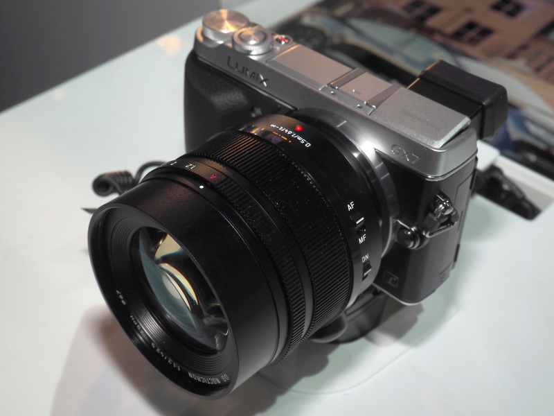 LEICA DG NOCTICRON 42.5mm F1.2 ASPH. POWER O.I.S.。ボディはLUMIX DMC-GX7
