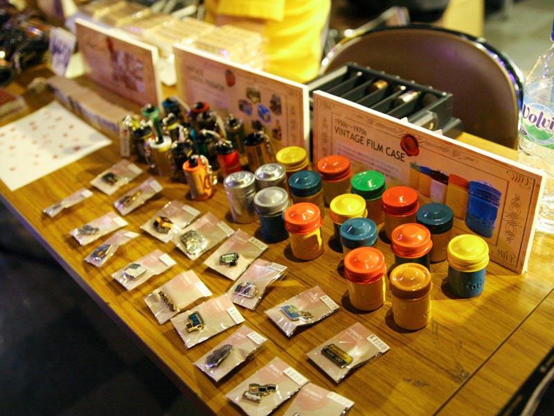 物販コーナーも設けられる