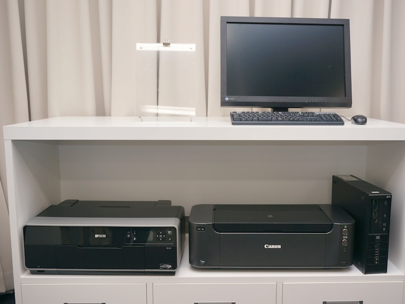 ハイエンドのA3ノビ対応プリンターも用意。左からエプソンPX-5V、キヤノンPIXUS PRO-10
