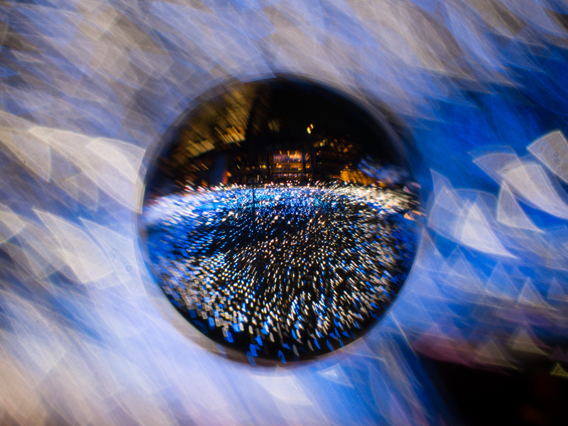 同じくカッターでカットした絞りにて。玉の外側だけでなく、外側にも影響が出ているのがわかる。