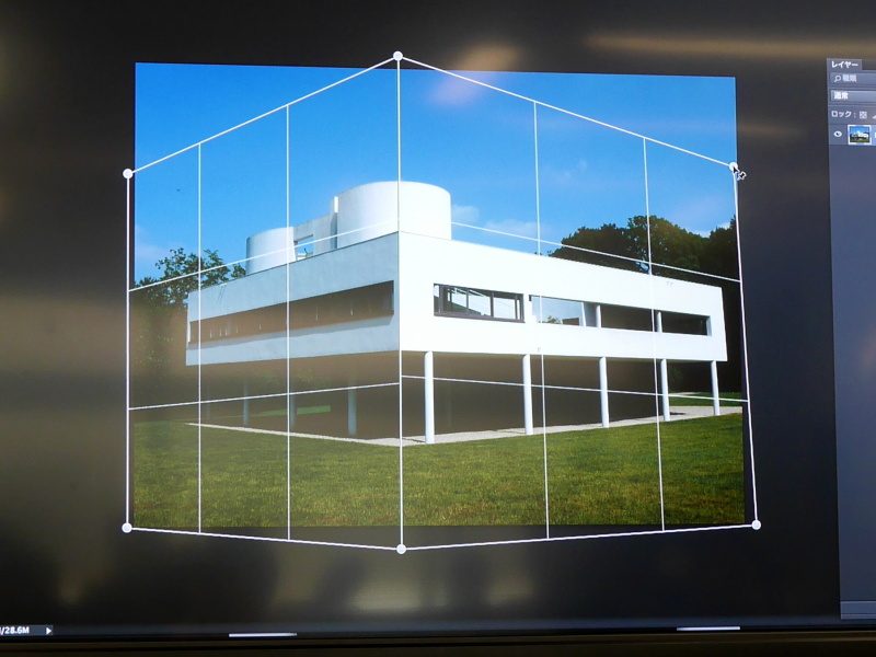 画像の調整したい部分にガイドを合わせる