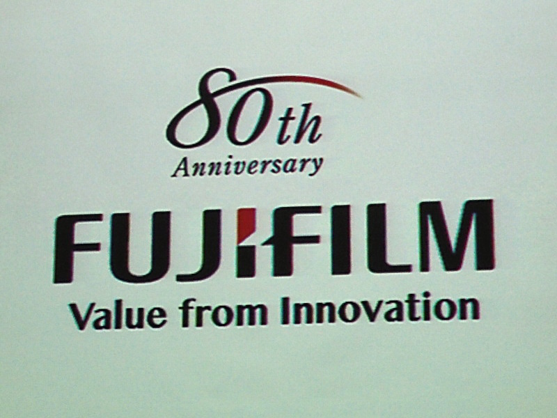 創立80周年を迎え、新たなコーポレートスローガン「Value from Innovation」を掲げた