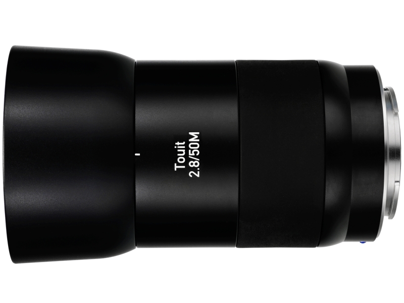 Eマウント用（フードを装着したところ）