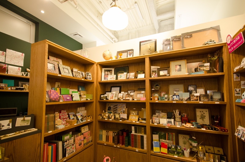 選りすぐりの商品たち。どこを見てもおしゃれなものばかりです。