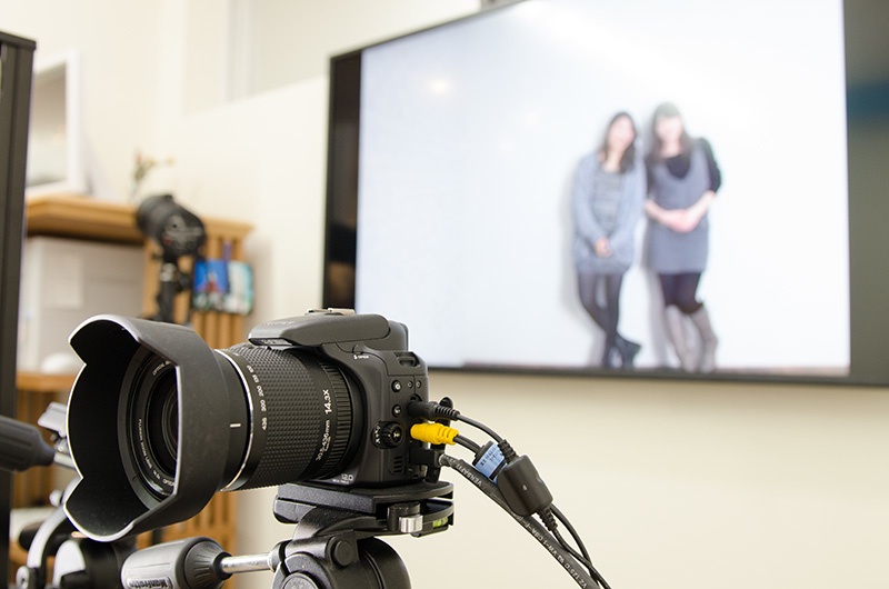 カメラも照明もセット済みなので、撮影の知識や技術がなくても満足のいく仕上がりになります。