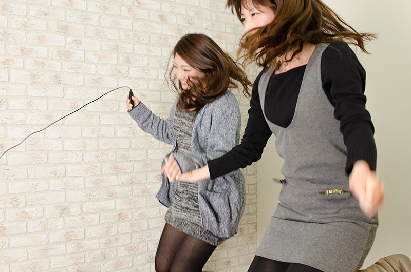 撮影はケーブルレリーズを押して行ないます。こんなアクティブな撮影だってキレイに写してくれます。