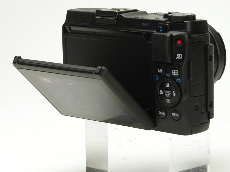 液晶モニターのチルトは上180度、下45度