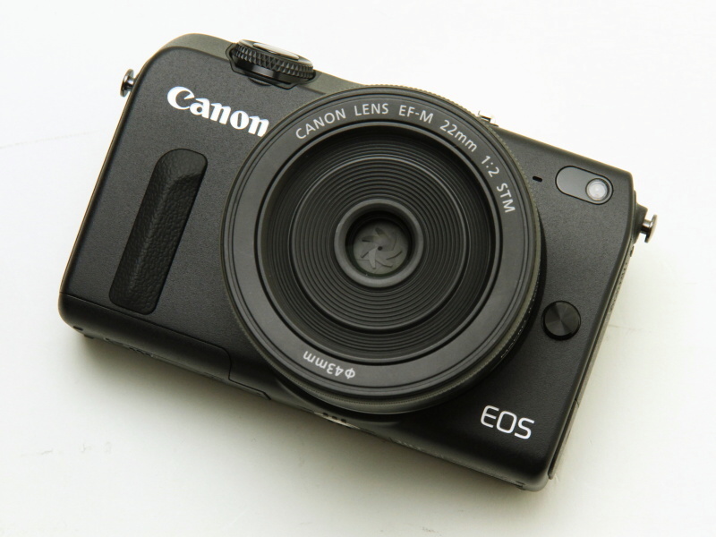 EOS M2