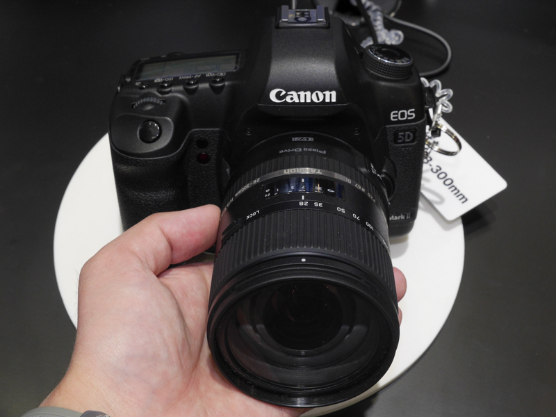 28-300mm F3.5-6.3 Di VC PZD