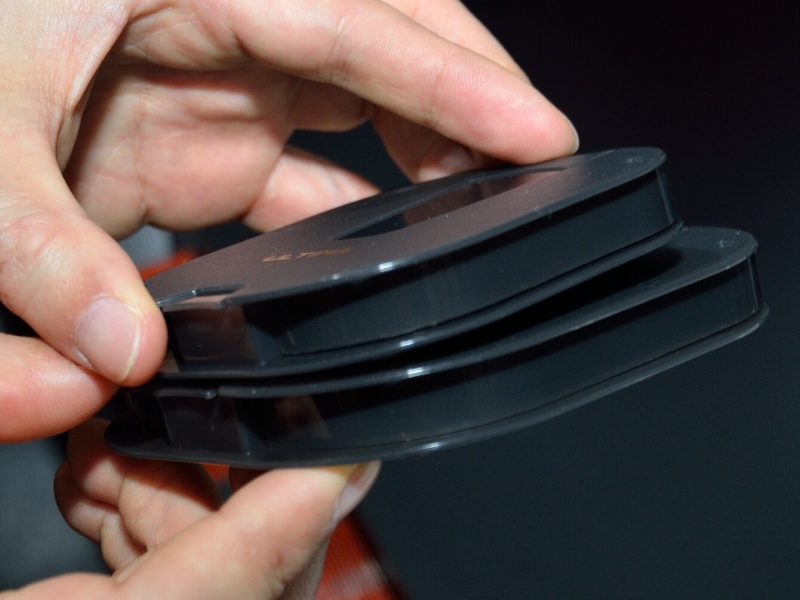 同じ口径のケースならばスタックできる