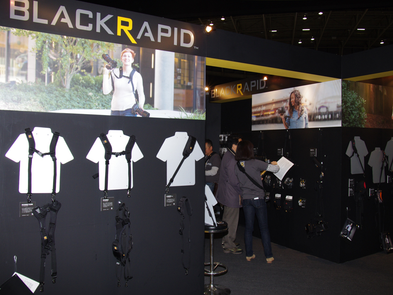 すべての現行BLACKRAPIDを試せる体験型の構成