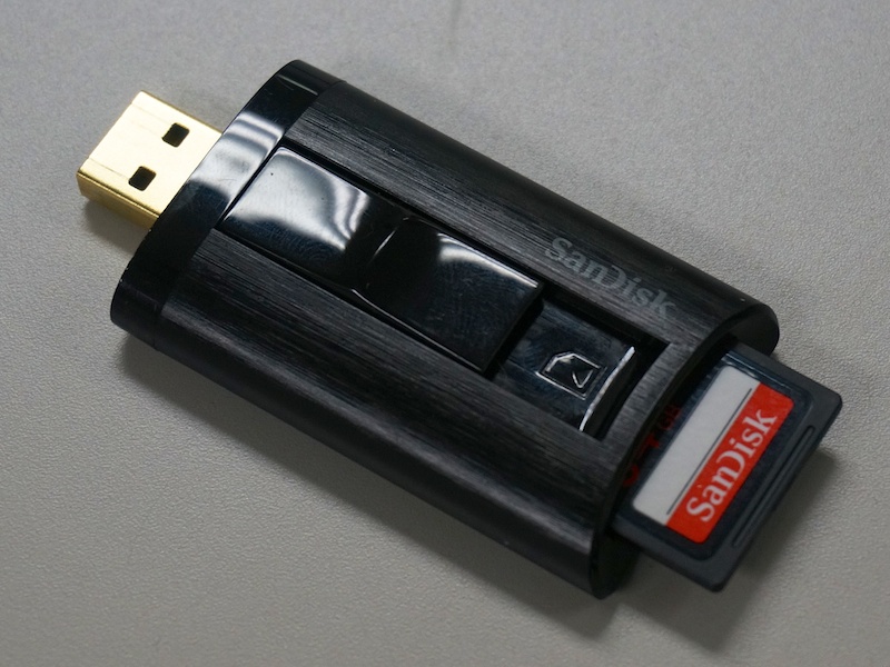 サンディスクが同時発売するUHS-II対応メモリカードリーダー