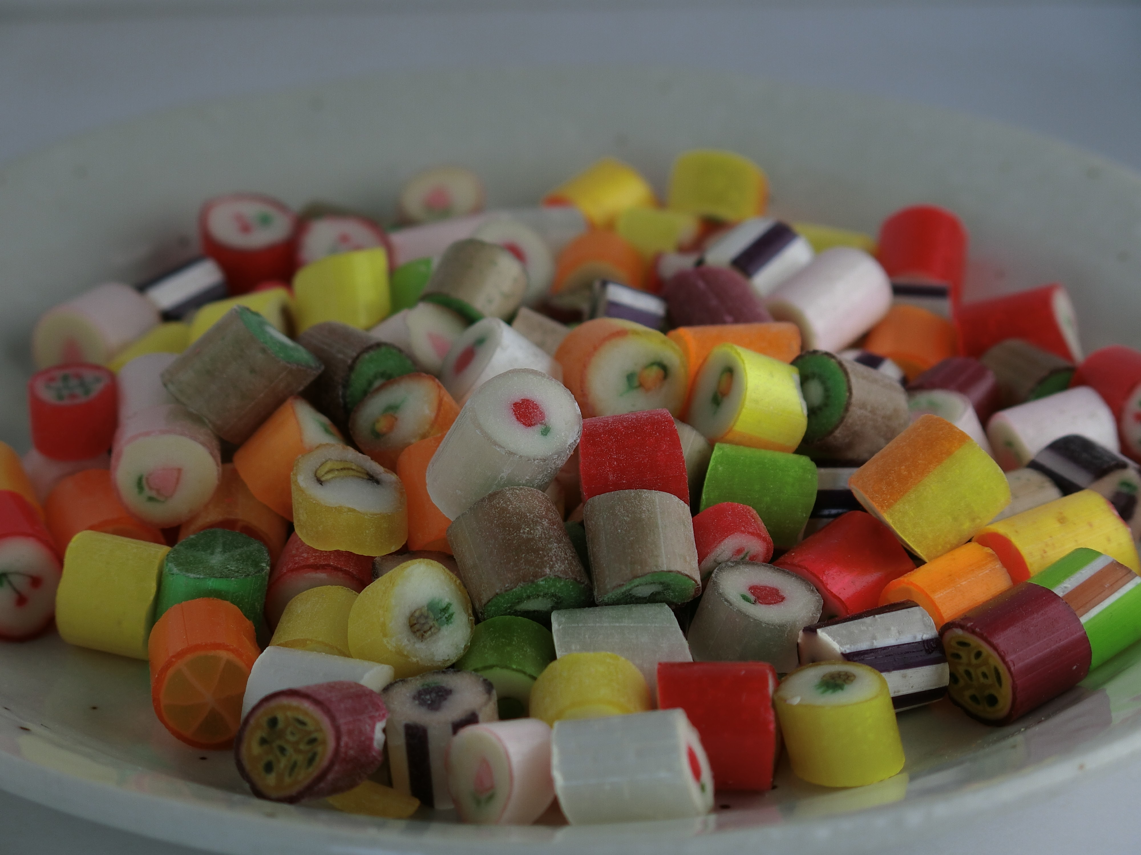 ホワイトバランス：中庸、明るさ：-0.7EV