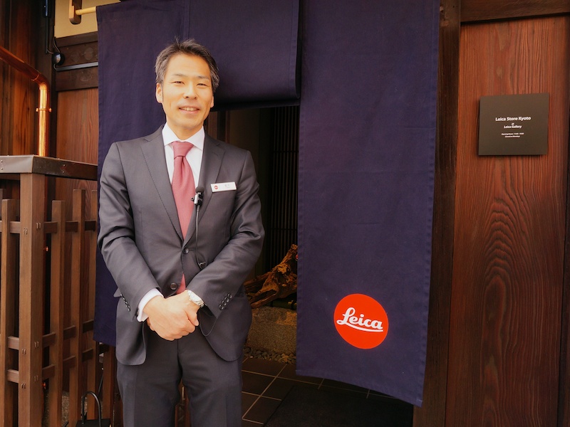 店長の都丸直亮氏。これまでにも二子玉川店など、ライカストア立ち上げ時の店長を務めている