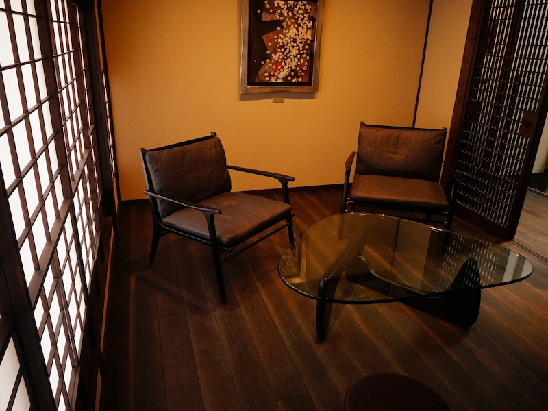 サロンスペースも設けられている