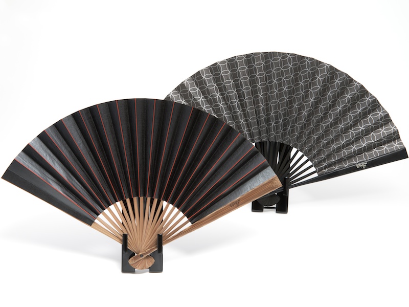 ライカオリジナルデザインの扇子