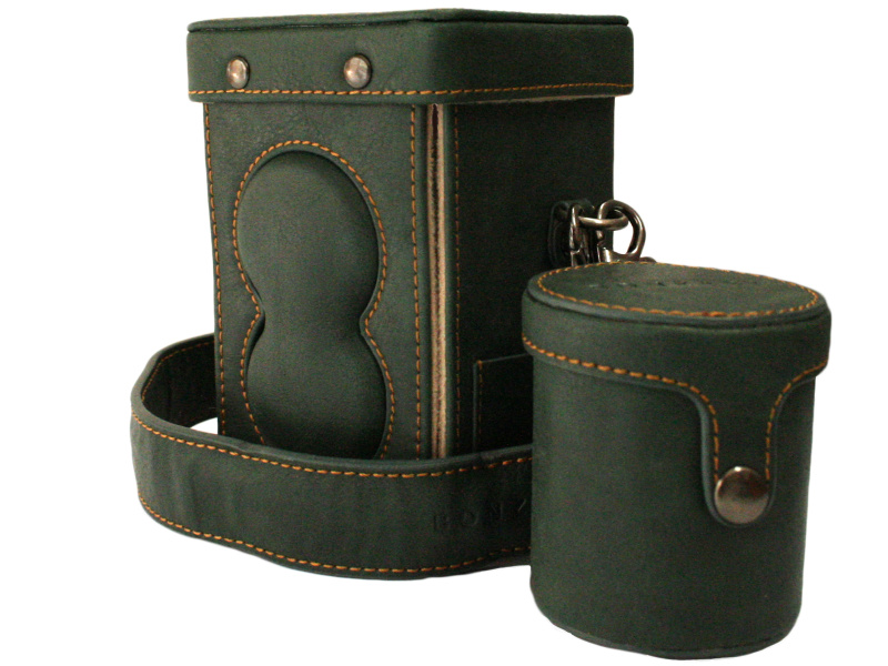 カメラケースと組み合わせたところ