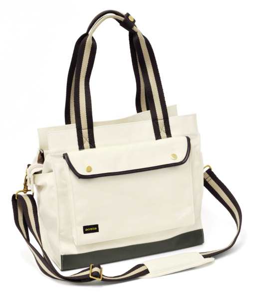 「aostaトートバッグ DETT01-HBE」。実売6,980円前後