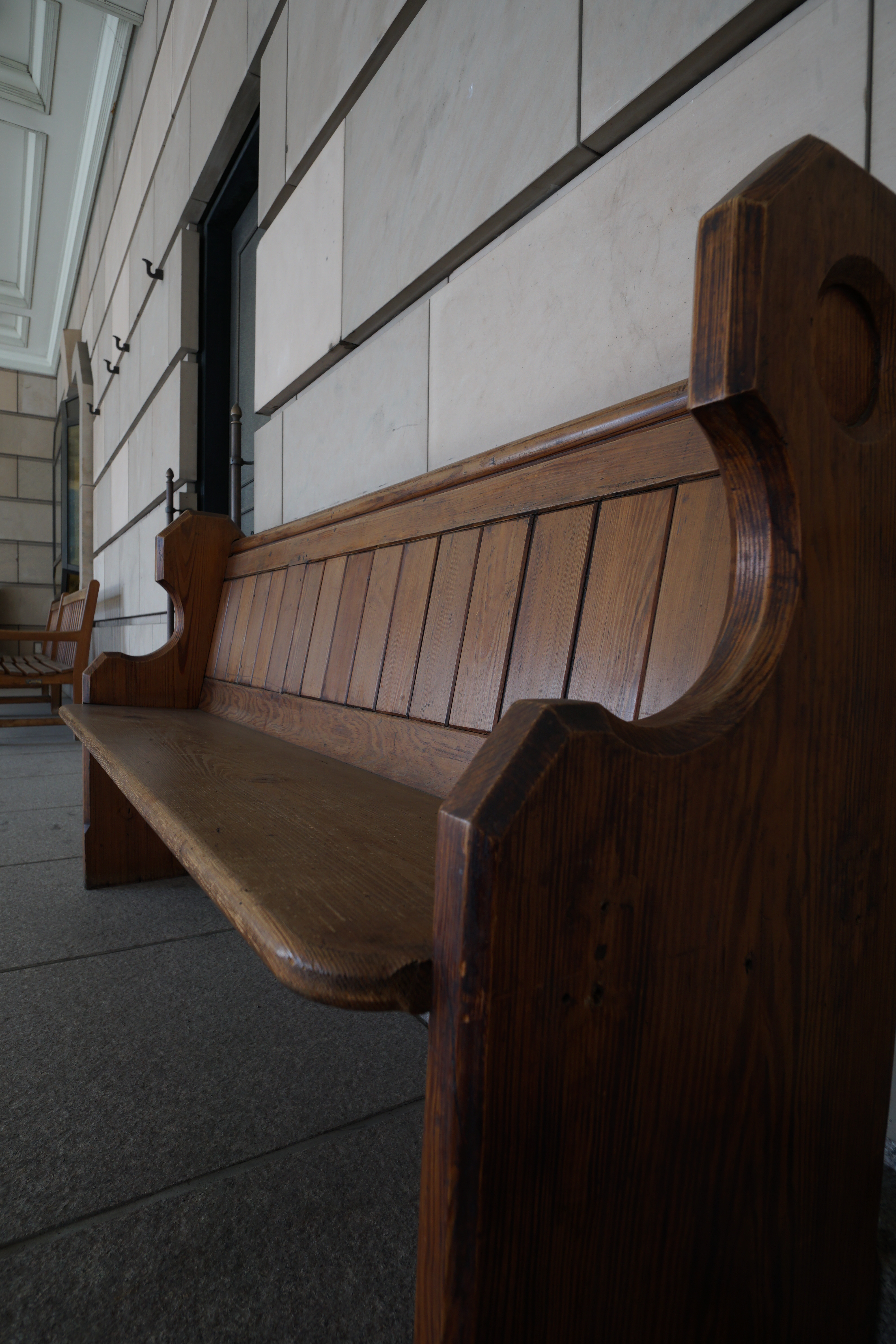 金属の質感はわりと安いレンズでも出やすいけど、木の質感がきれいに出てくれるのはいいレンズなんだと勝手に思っている。ISO200 / F5.6 / 1/50秒