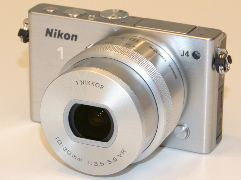 Nikon 1 J4